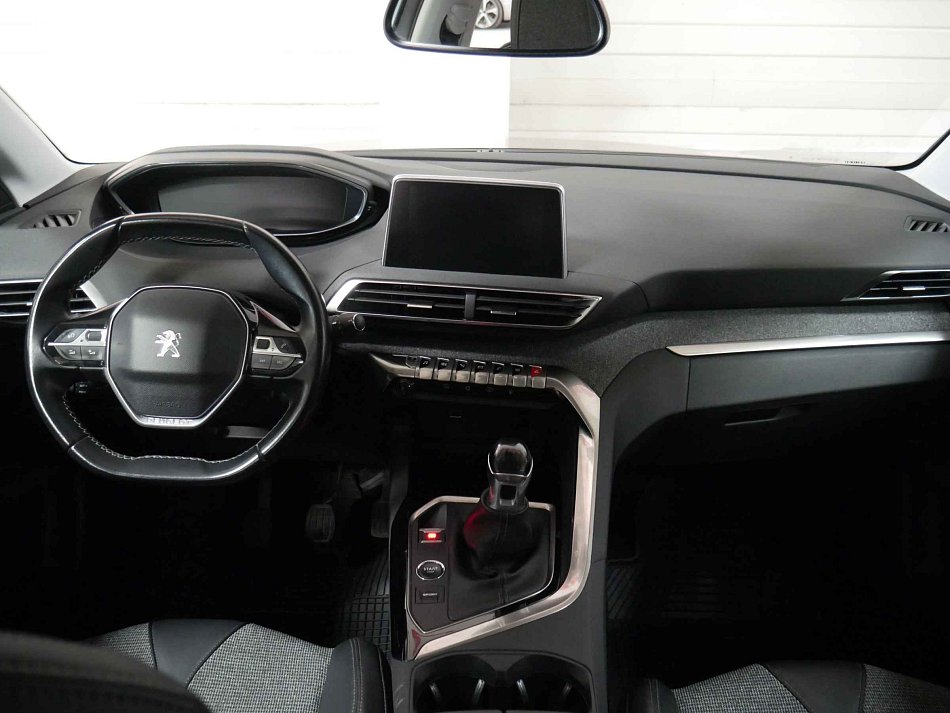 Peugeot 3008 1.5 HDi 