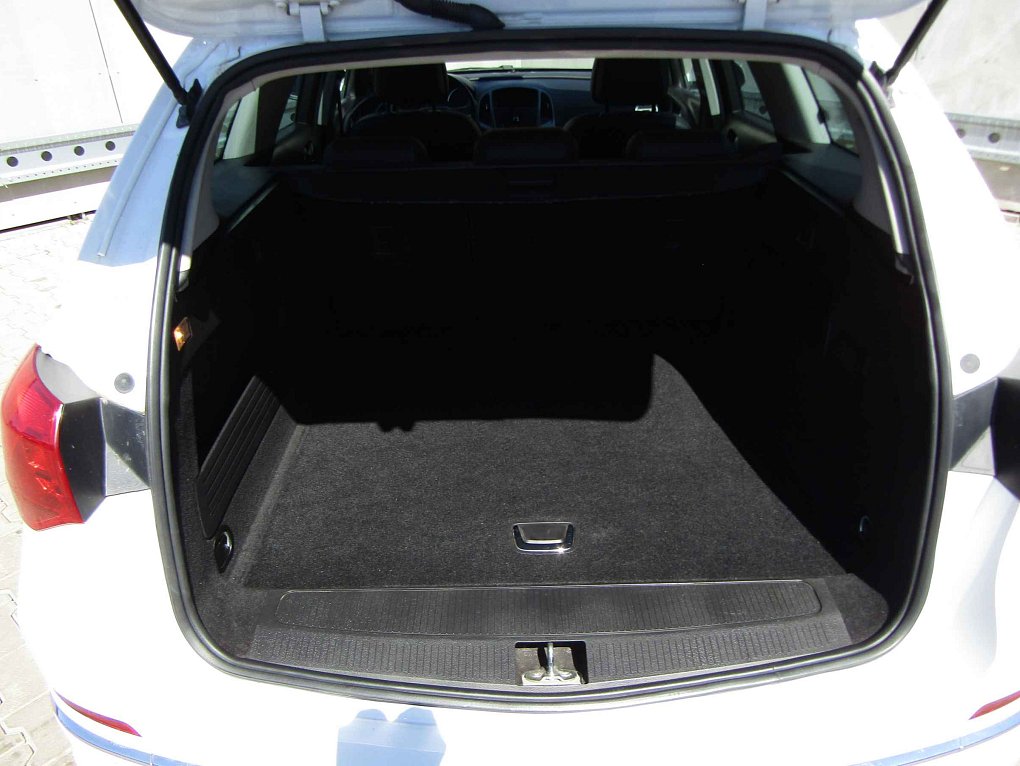Opel Astra 1.6 CDTi 