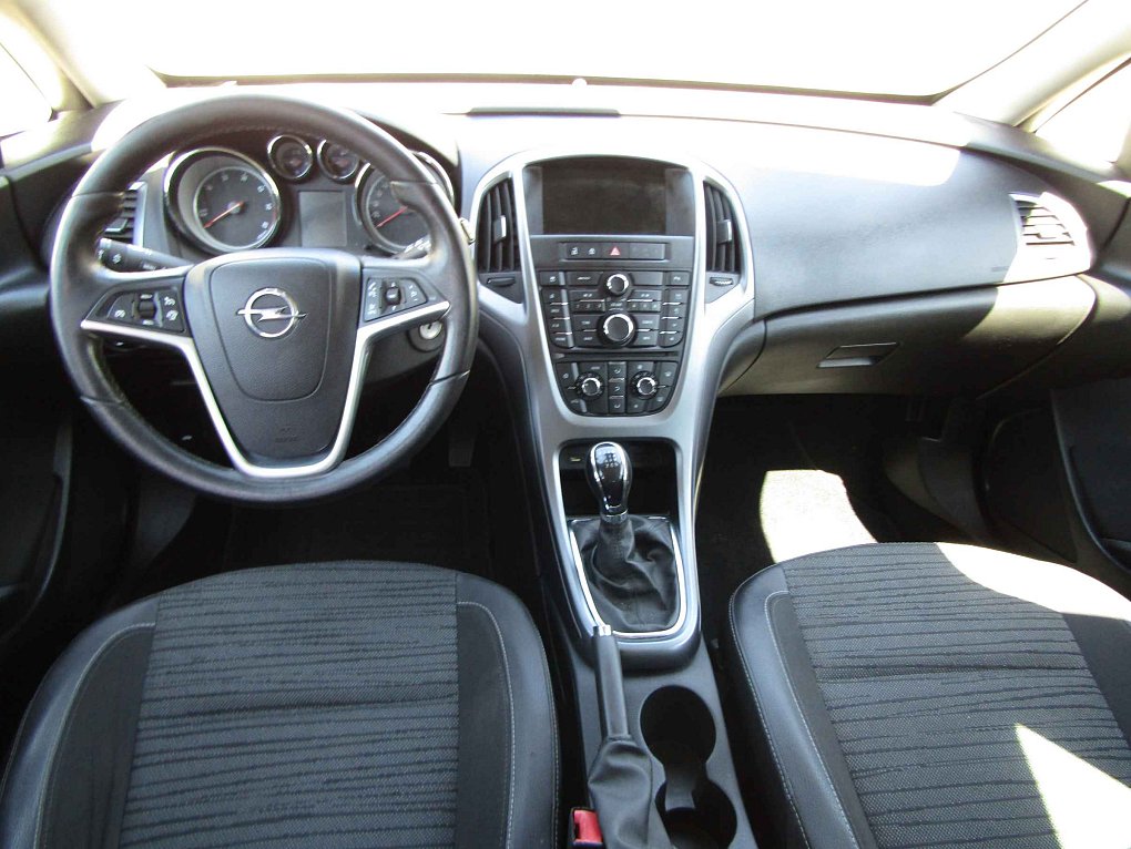 Opel Astra 1.6 CDTi 