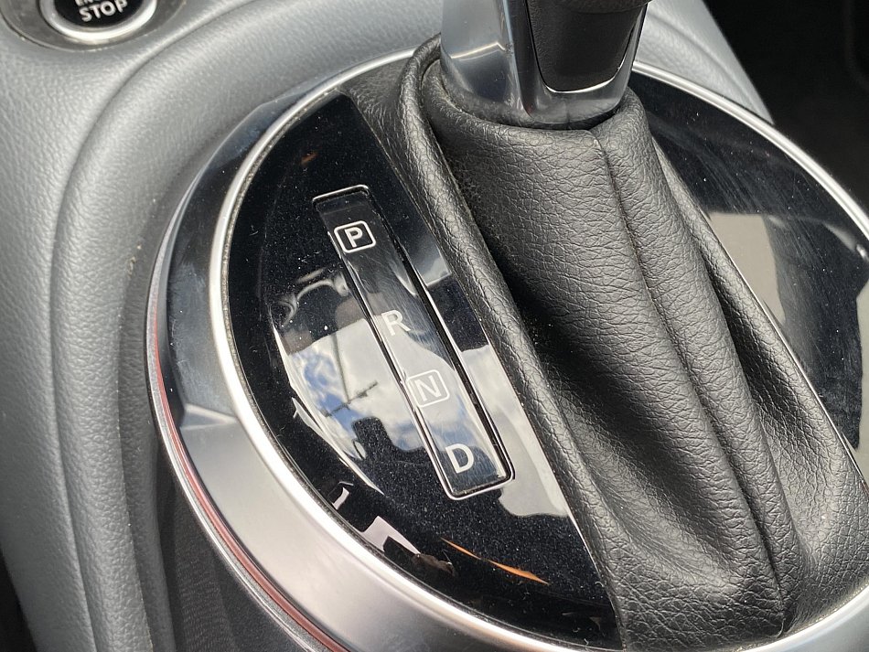 Nissan Juke 1.0DIG-T 