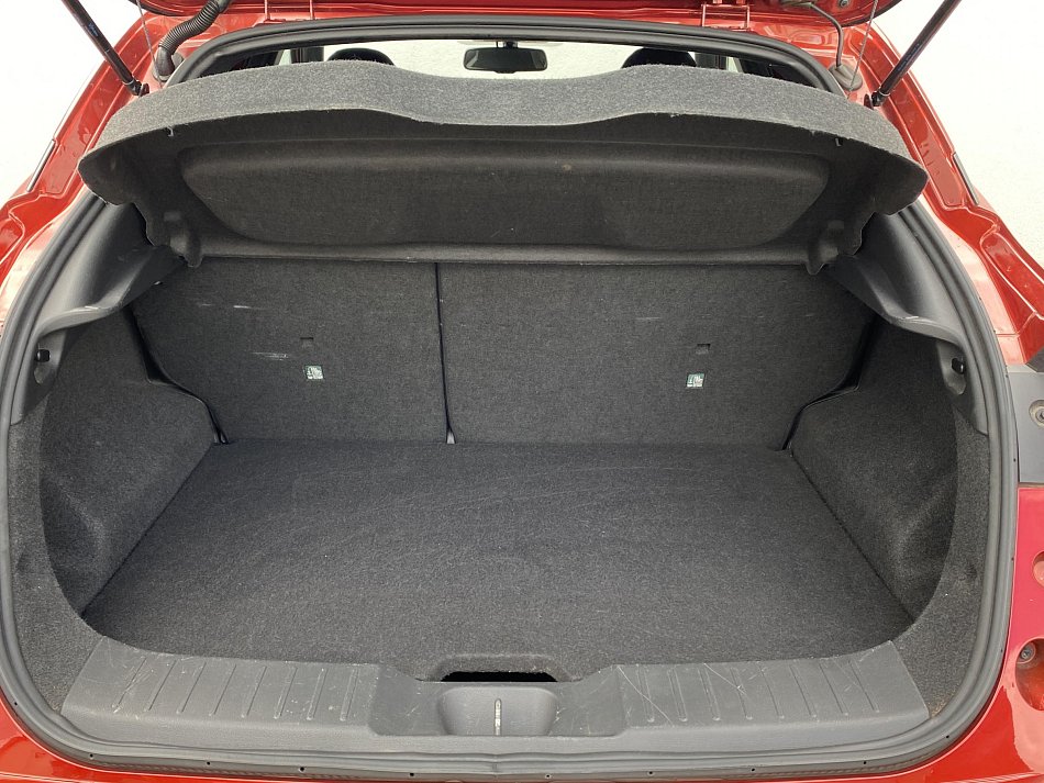 Nissan Juke 1.0DIG-T 