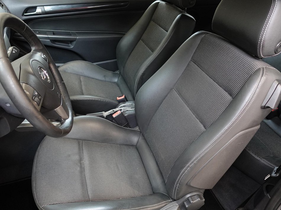 Opel Astra 1.6i 