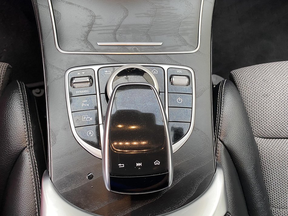 Mercedes-Benz Třída C 2.0CDi  C220