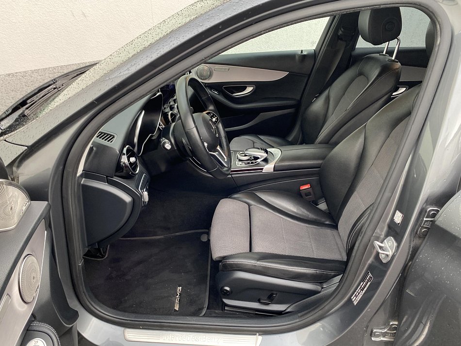 Mercedes-Benz Třída C 2.0CDi  C220