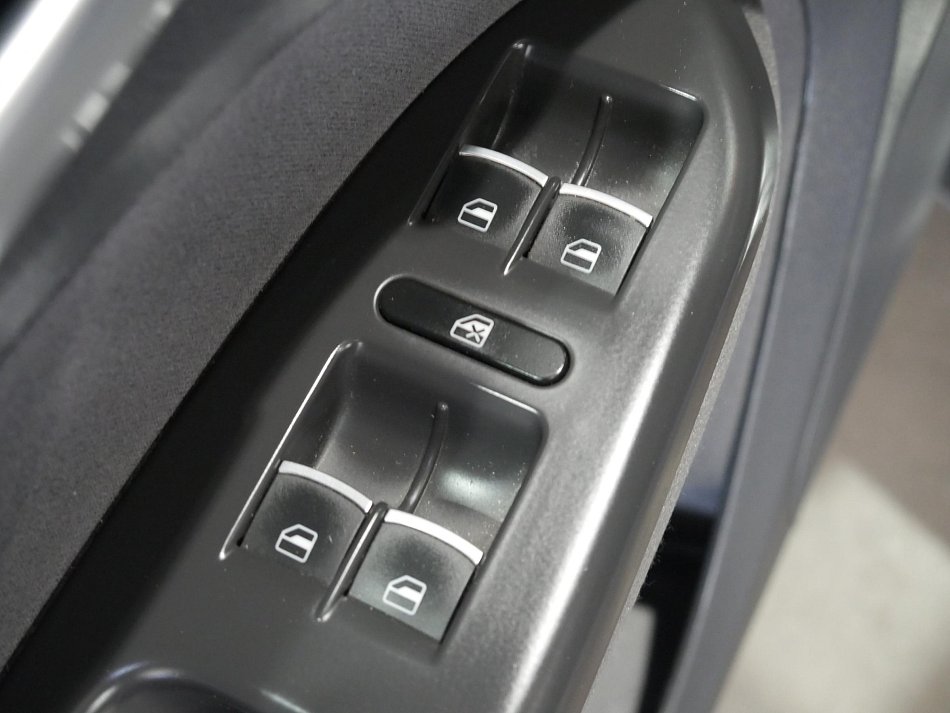 Volkswagen Touran 1.4 TSi 