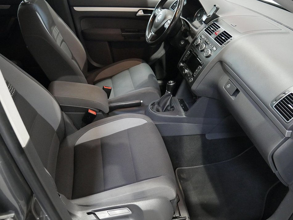 Volkswagen Touran 1.4 TSi 