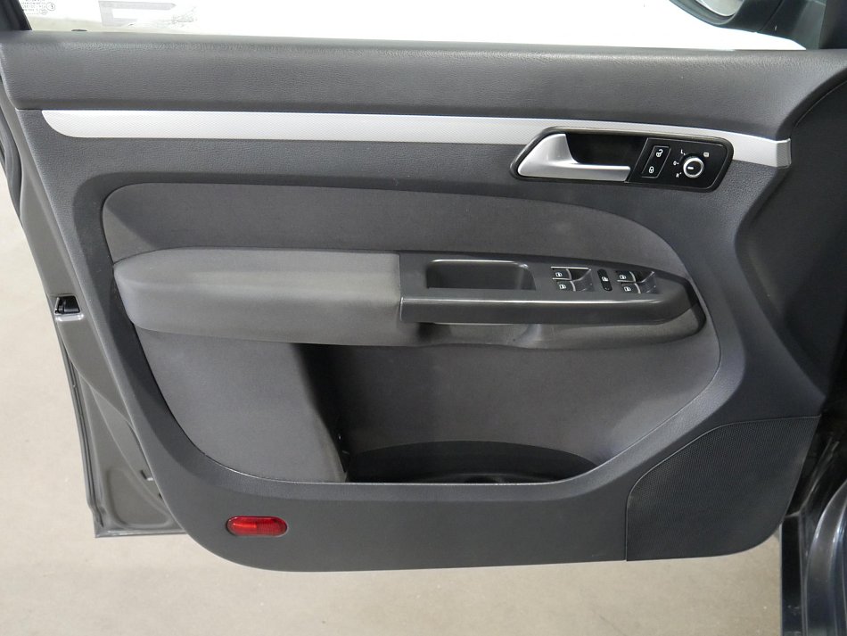 Volkswagen Touran 1.4 TSi 