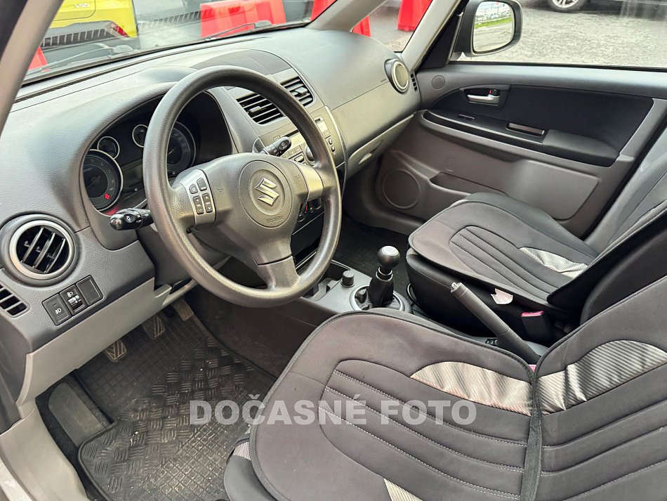 Suzuki SX4 1.6i 