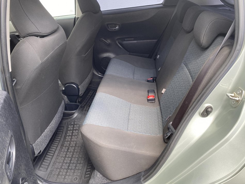 Toyota Yaris 1.0VVTi 