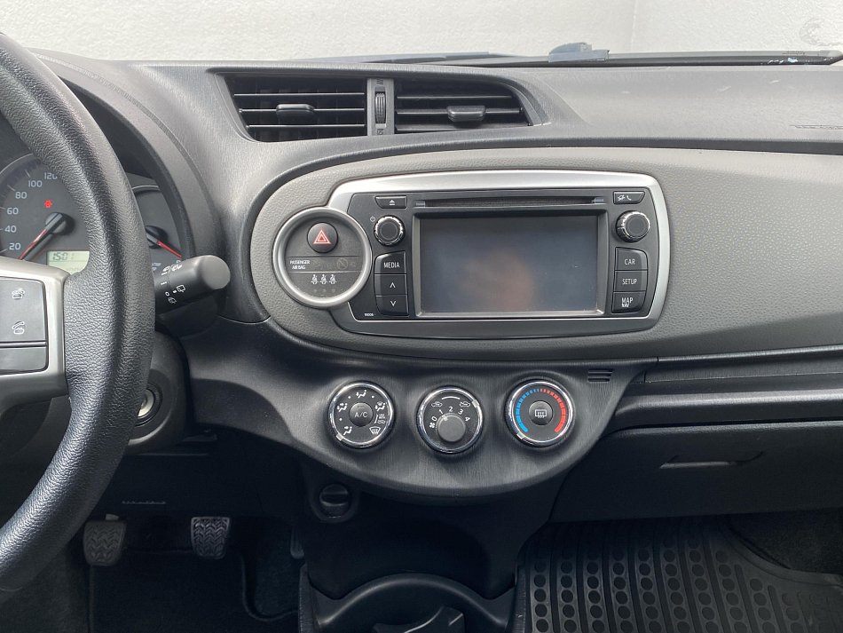 Toyota Yaris 1.0VVTi 