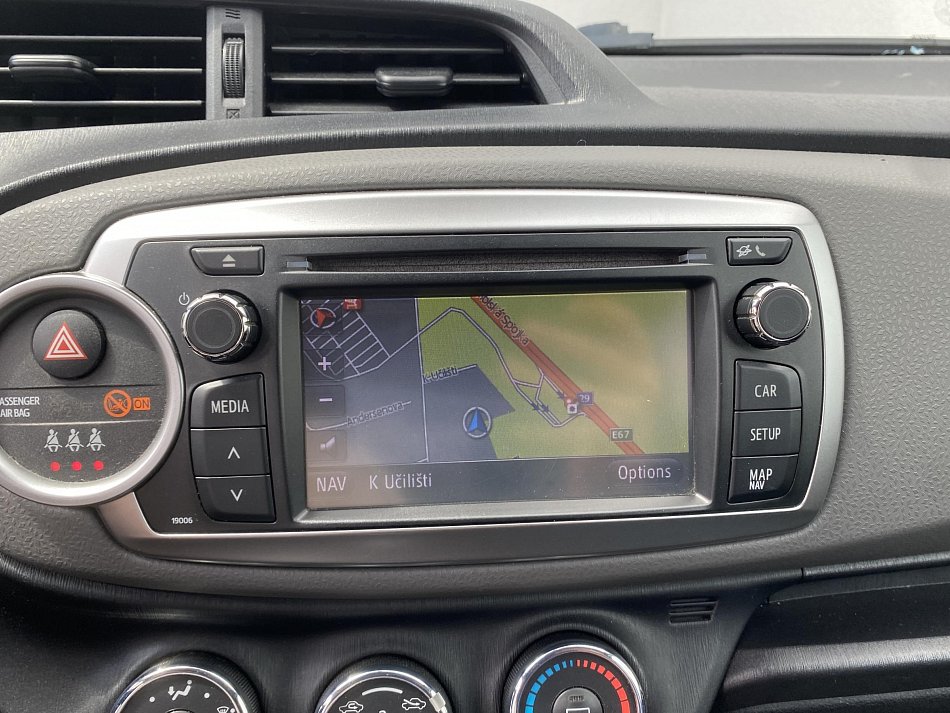 Toyota Yaris 1.0VVTi 