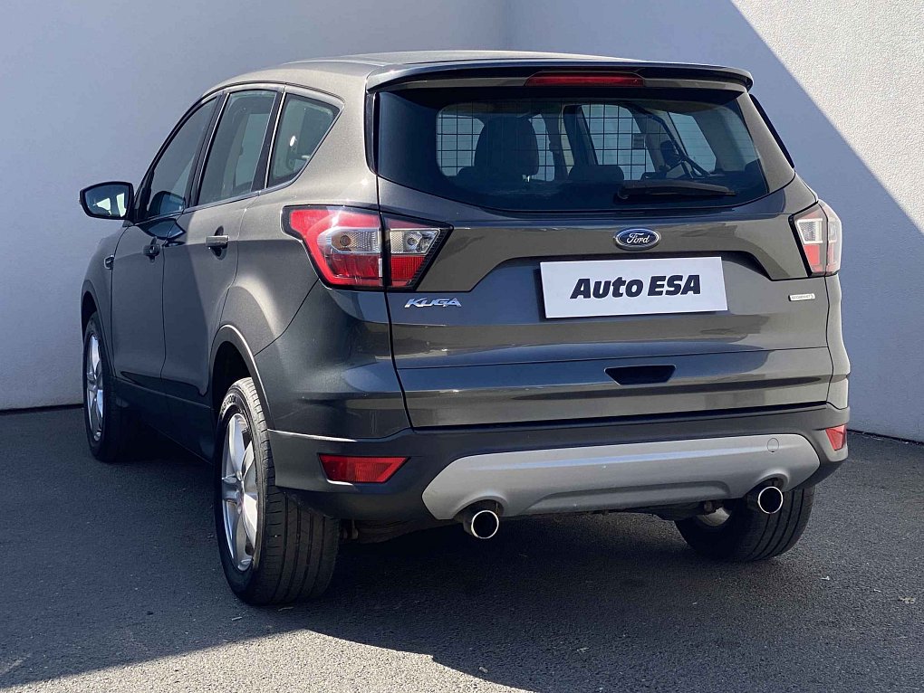 Ford Kuga 1.5EB Trend
