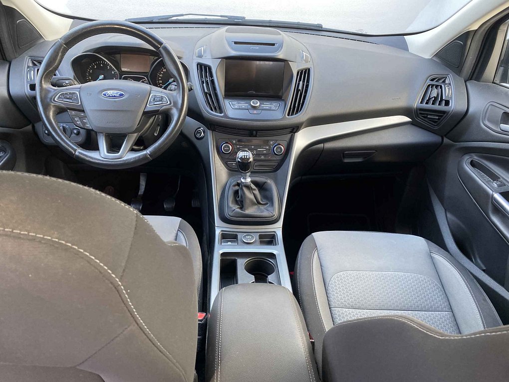 Ford Kuga 1.5EB Trend