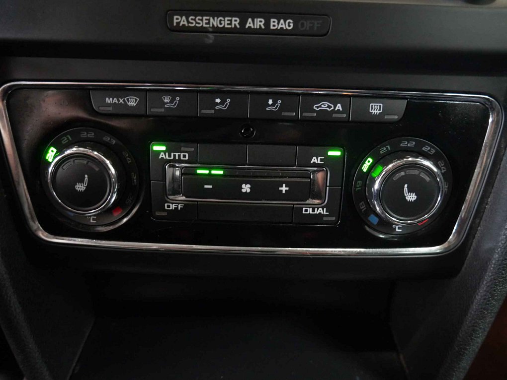 Škoda Superb II 2.0 TDi Elegance