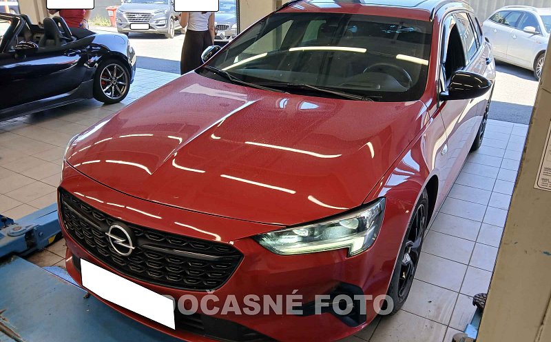 Opel Insignia 2.0 D 