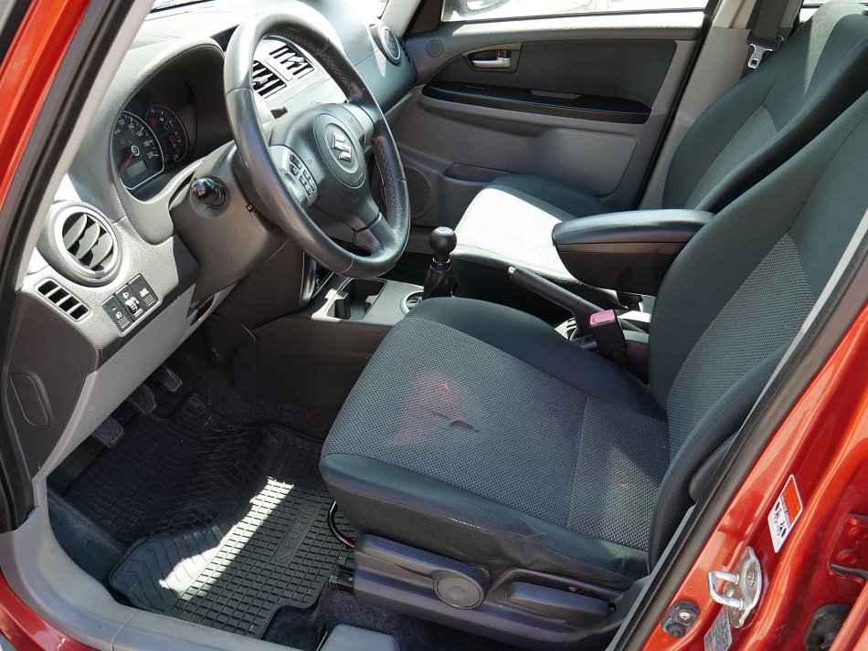 Suzuki SX4 1.6i  4x4