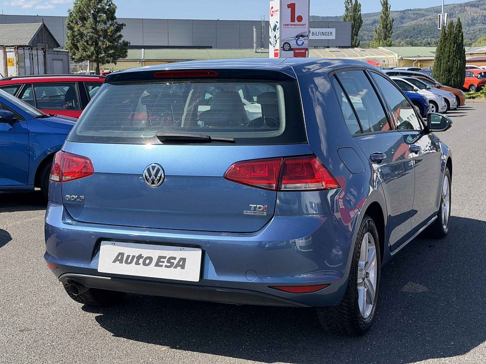 Volkswagen Golf 1.6 TDi 