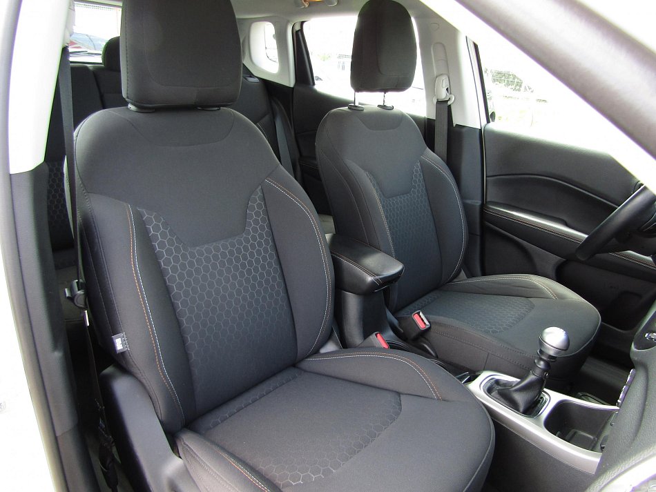 Jeep Compass 1.4 i Longitude