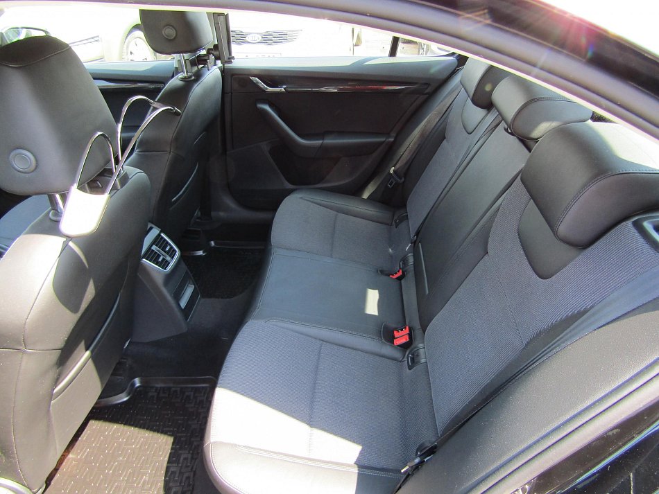 Škoda Octavia III 2.0TSi 
