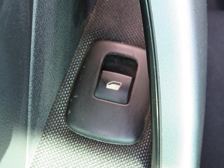 Peugeot 308 1.6i 