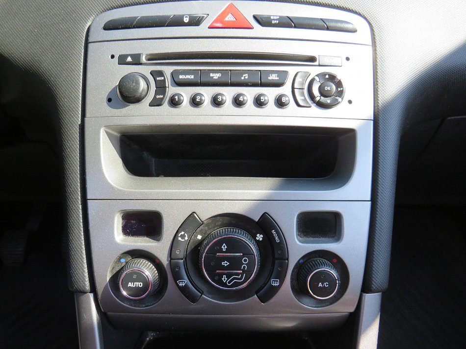 Peugeot 308 1.6i 