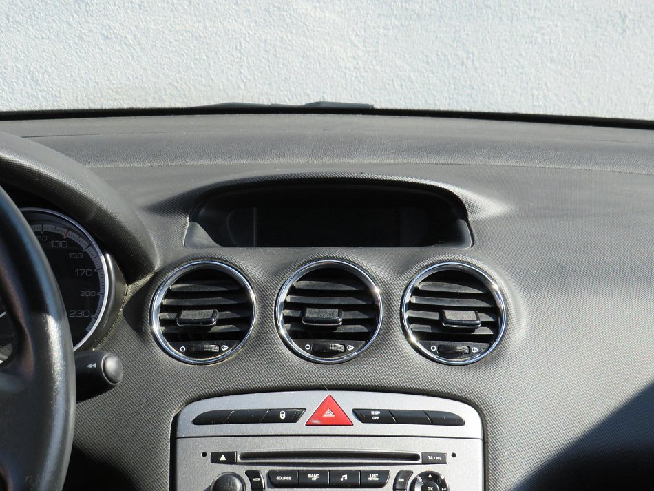 Peugeot 308 1.6i 