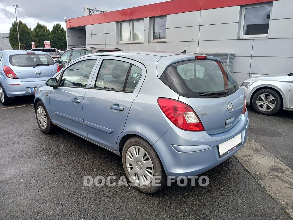 Opel Corsa 1.2i 