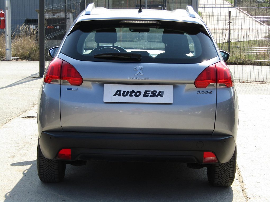 Peugeot 2008 1.2 PT GT Line