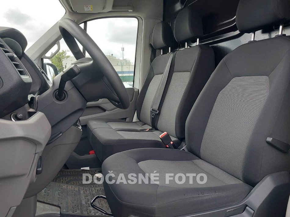 Volkswagen Crafter 2.0TDi  L2H1