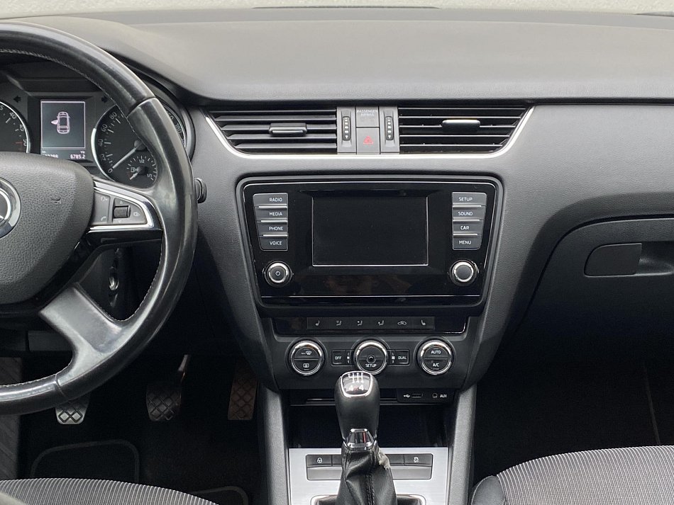 Škoda Octavia III 2.0 TDi Elegance 4x4