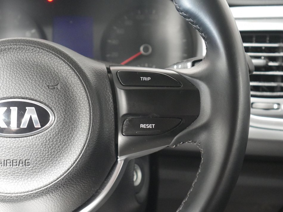 Kia Rio 1.2i 