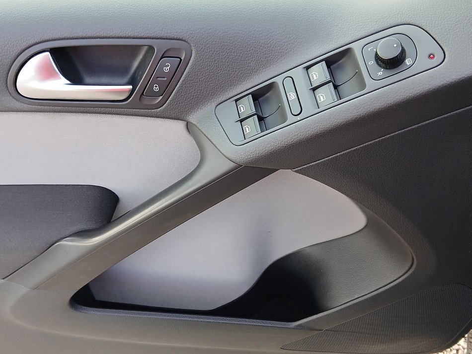 Volkswagen Tiguan 1.4TSi 