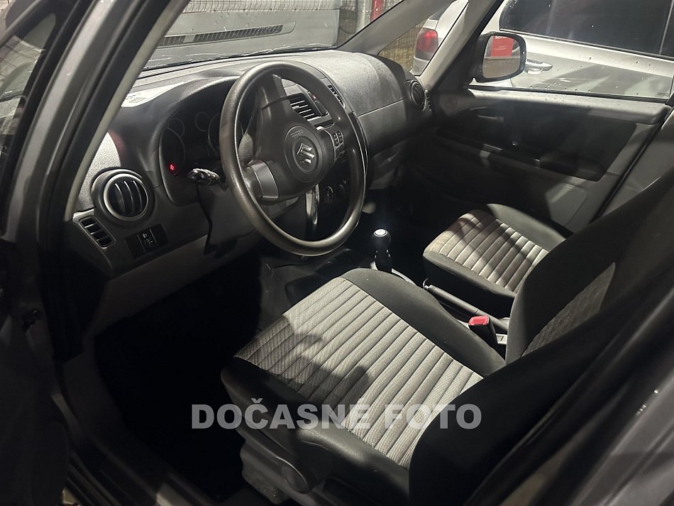 Suzuki SX4 1.6i 