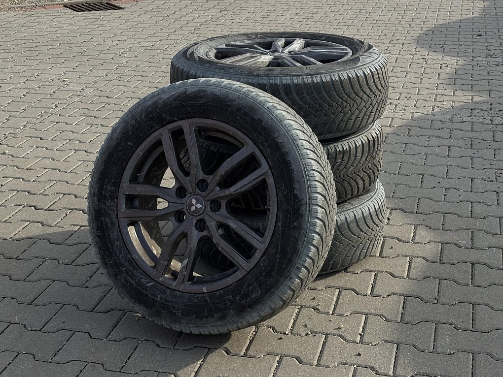 Mitsubishi Eclipse Cross 1.5T-MiVEC Edition