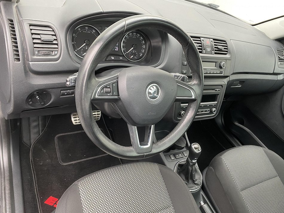 Škoda Roomster 1.2 TSi Scout