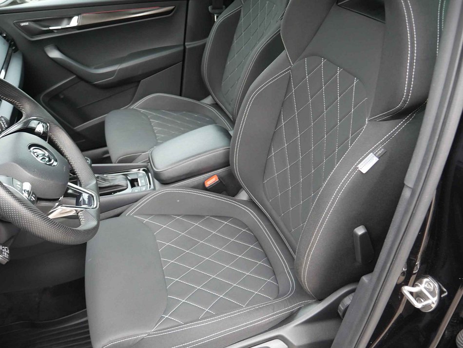 Škoda Karoq 1.5 TSI SportLine