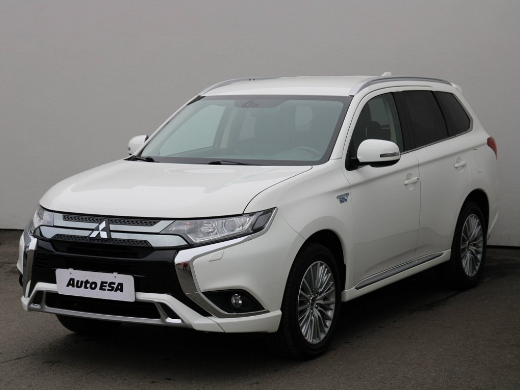 Mitsubishi Outlander 2.0  4x4