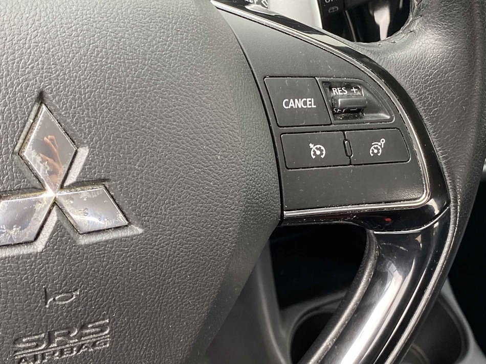Mitsubishi Outlander 2.0 MiVEC Invite 4WD