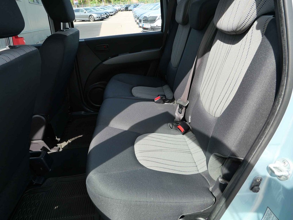 Hyundai Matrix 1.6 i 