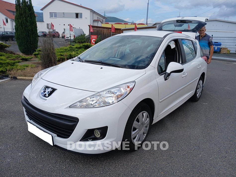 Peugeot 207 1.4 i 