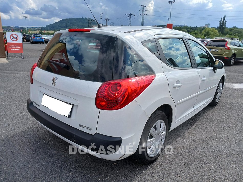 Peugeot 207 1.4 i 