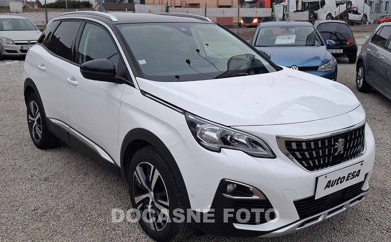 Peugeot 3008 1.2PT Allure