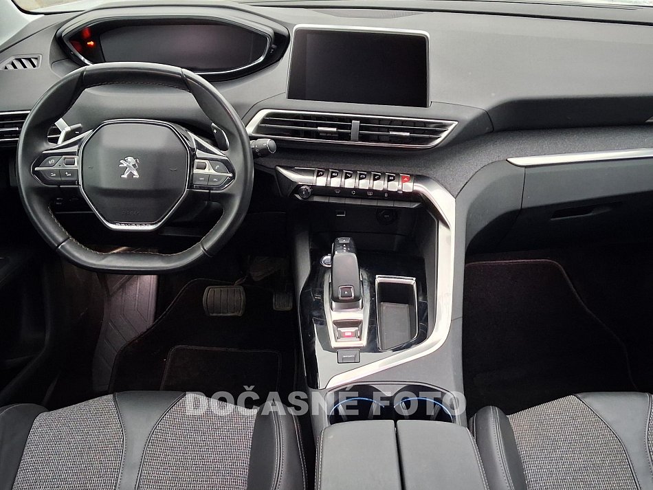 Peugeot 3008 1.2PT Allure