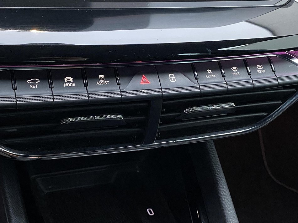 Škoda Octavia IV 1.5TSi Style