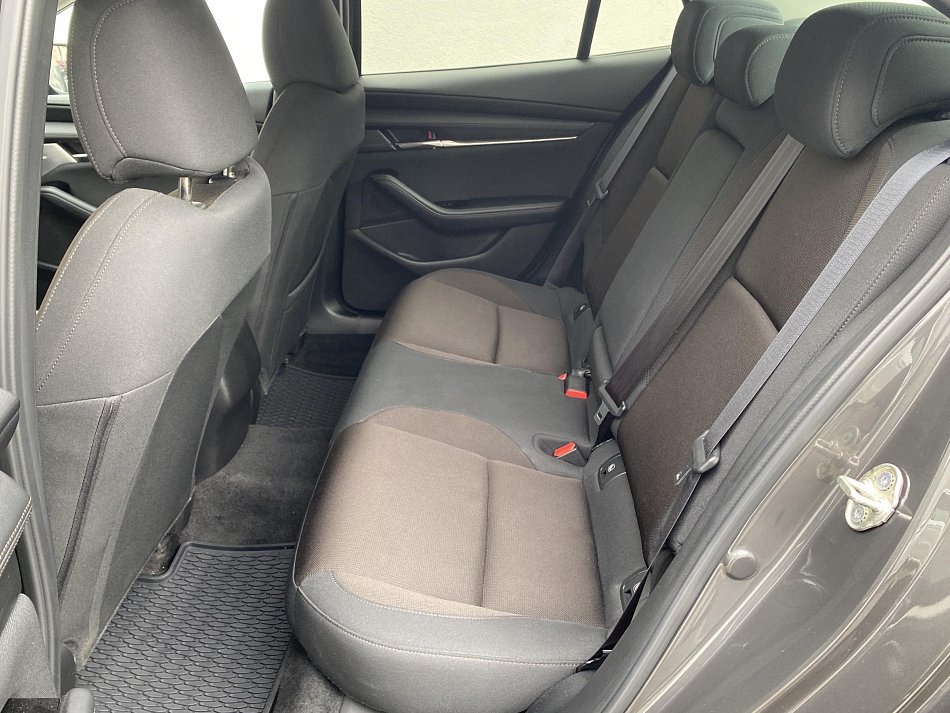 Mazda 3 2.0 skyactiv-G 