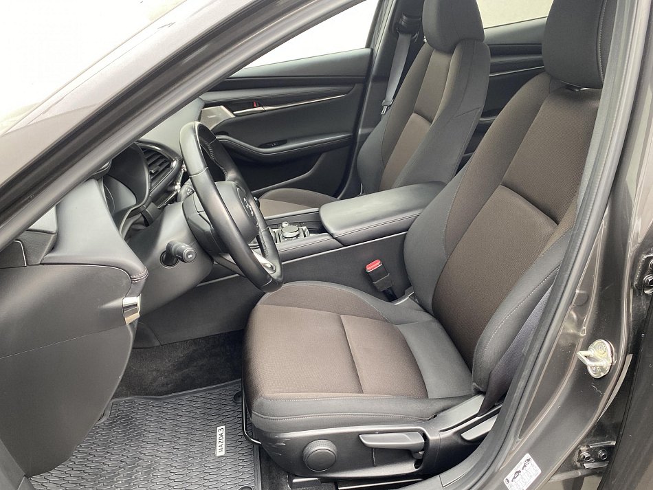 Mazda 3 2.0 skyactiv-G 