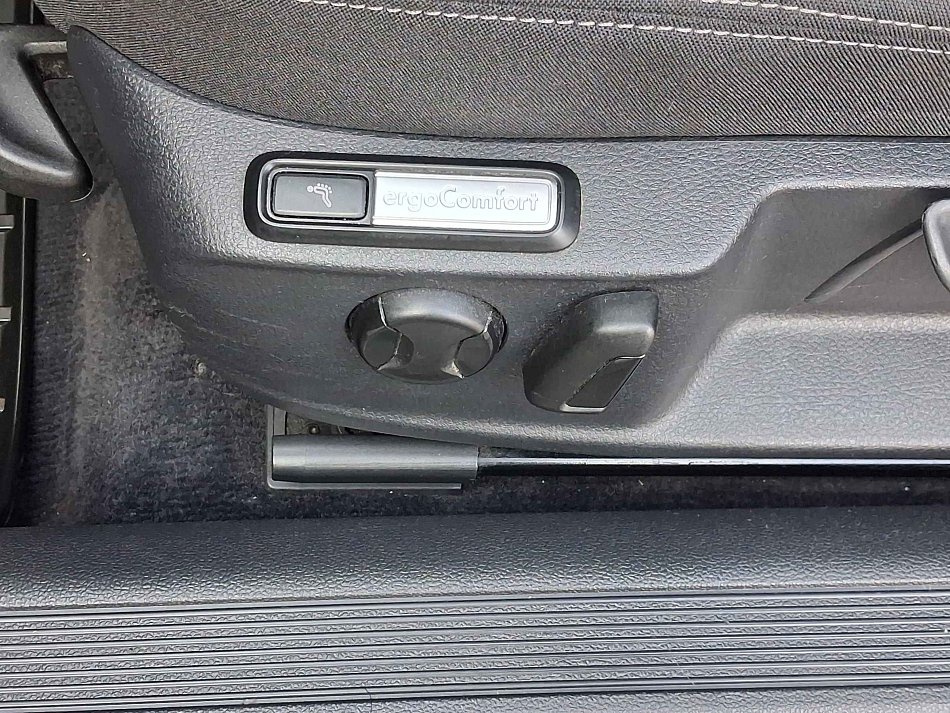 Volkswagen Passat 2.0TDi 