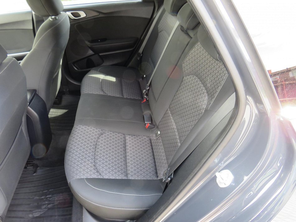 Kia Ceed 1.6 CRDi 