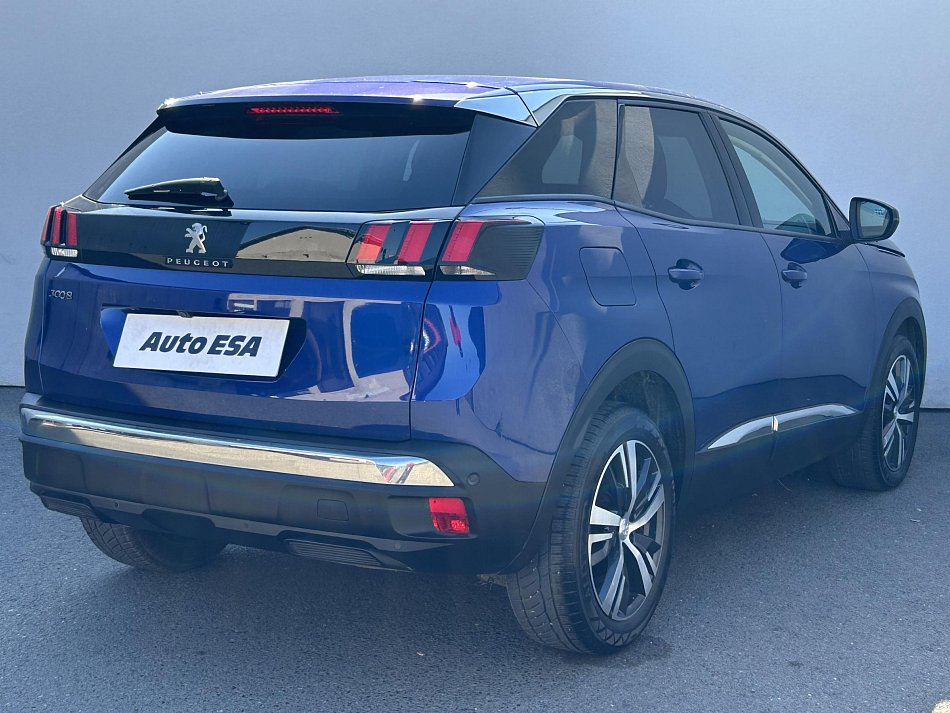 Peugeot 3008 1.2PT Allure