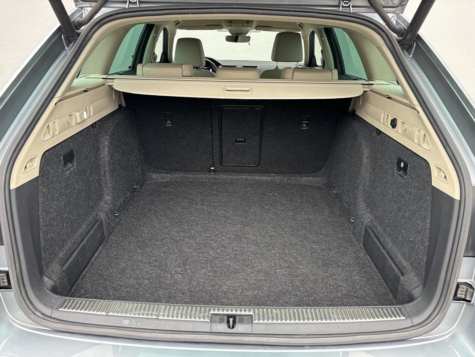 Škoda Superb III 2.0 TDi L&K 4x4